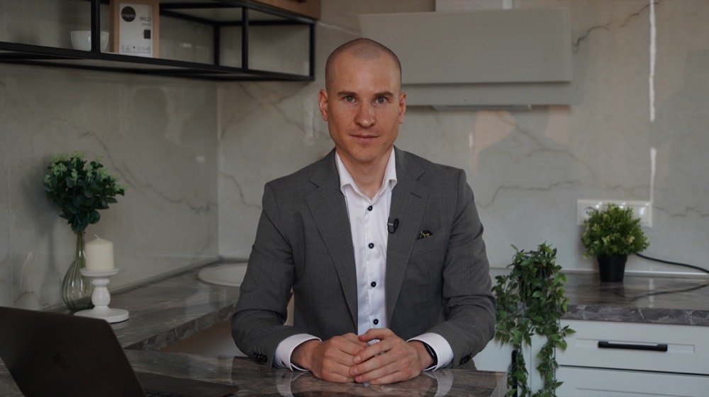 Алексей Толкачев
